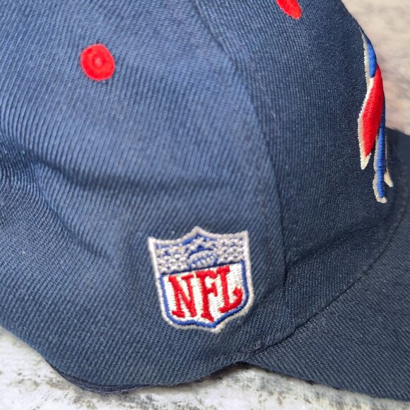 Retro Buffalo Bills Logo NFL Reebok Navy Fitted Hat – Curved Brim - Picture 4 of 8